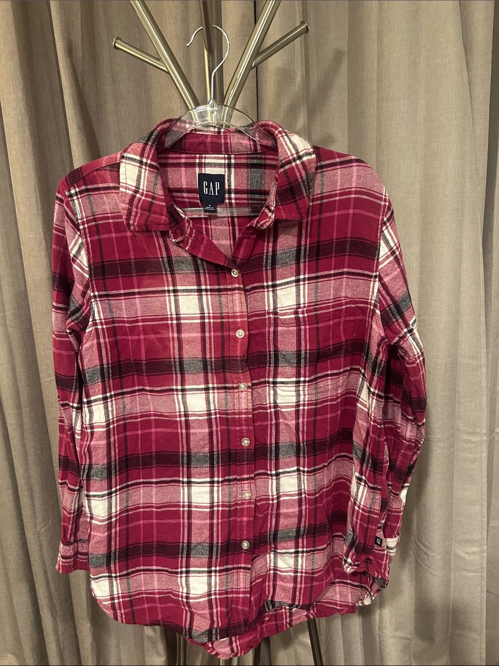 GAP women’s Burgundy and White Plaid Button-Down Shirt - Picture 3 of 5